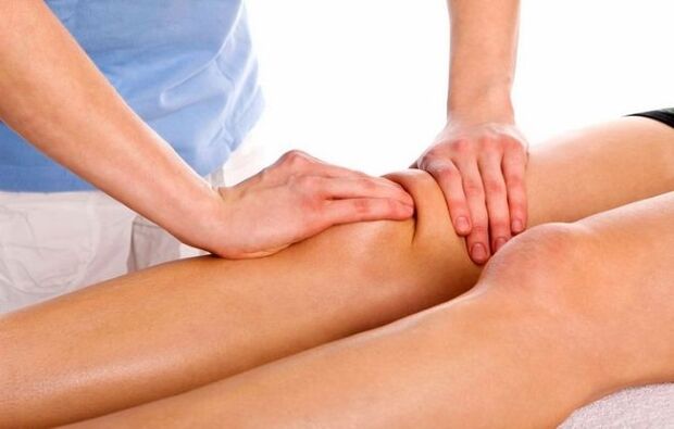Masáž kolenného kĺbu pomôže zmierniť prejavy gonartrózy